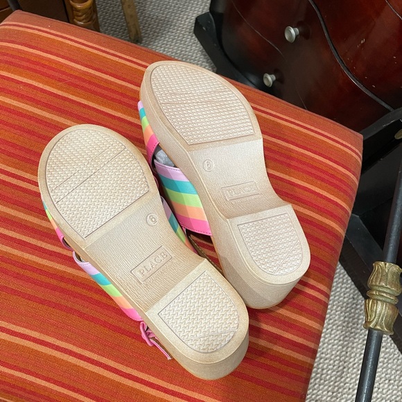 RAINBOW COLOR SANDALS - Picture 3 of 5